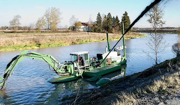 Amphibious Multipurpose Dredger