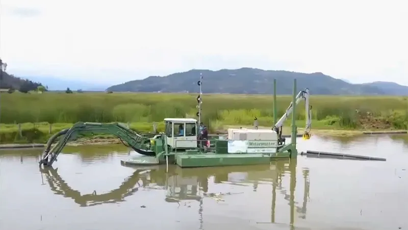 Amphibious Multipurpose Dredger